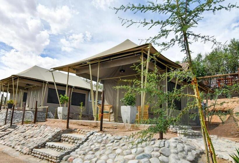 Frontier River Resort