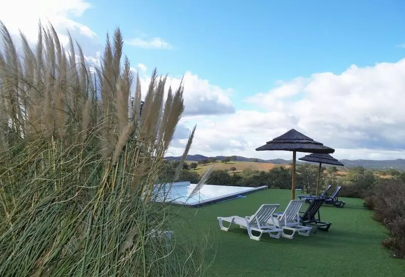 Hotelli Dias Distintos   Turismo Rural