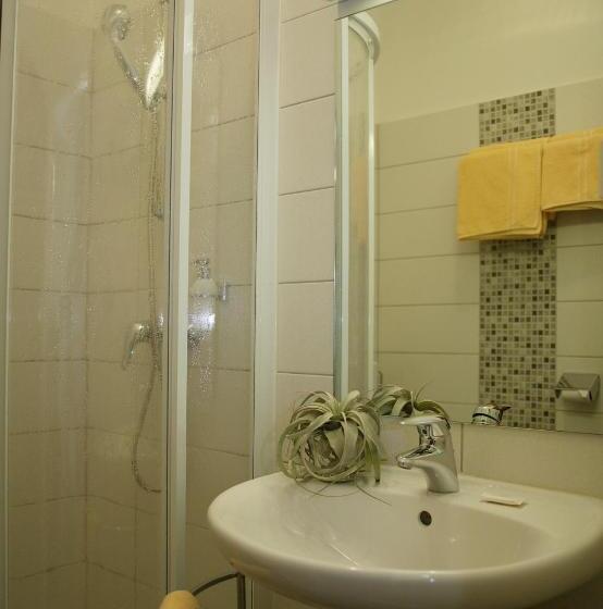 Отель Landhaus Tauber