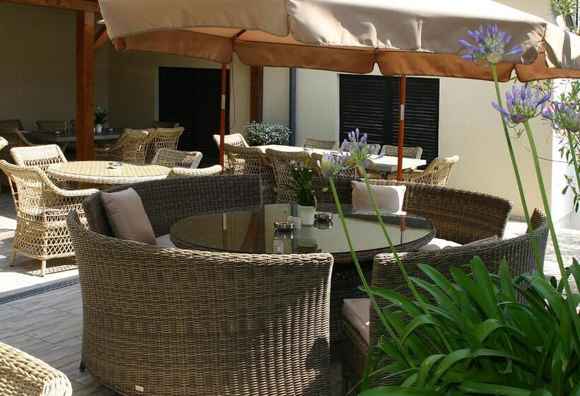 Отель Landhaus Tauber