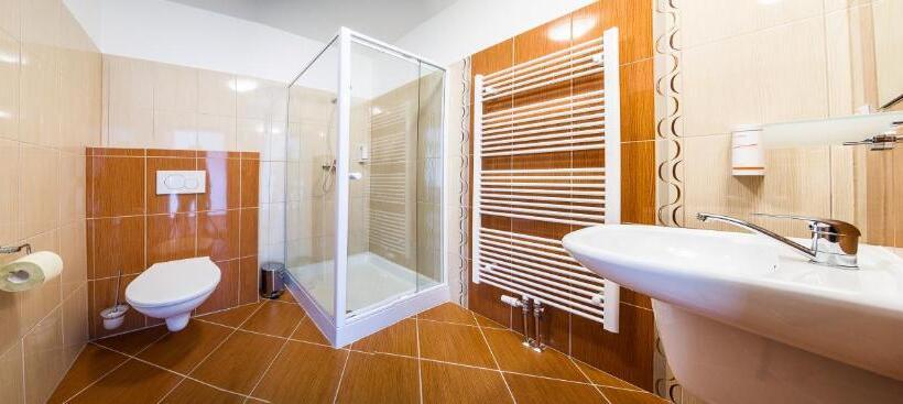 Szálloda Na Farmě Choťovice