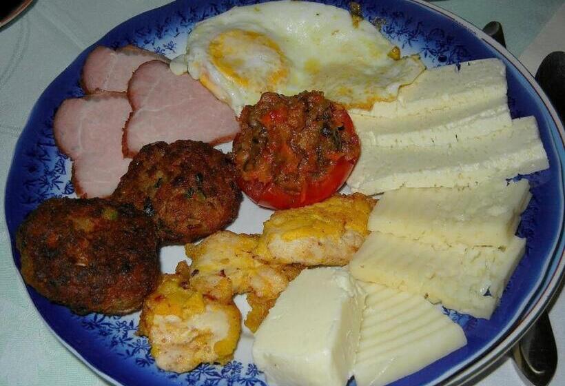 هتل Pensiunea Casa Stefanel