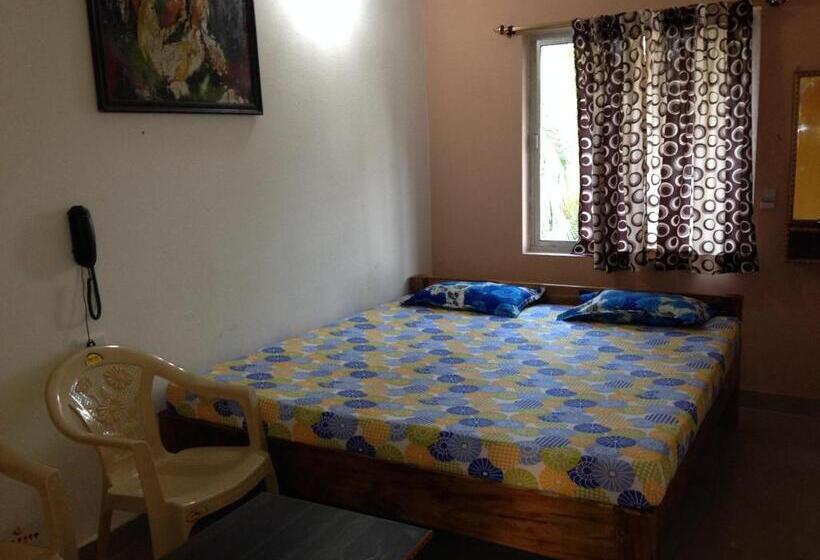 בית מלון כפרי Surya Inn