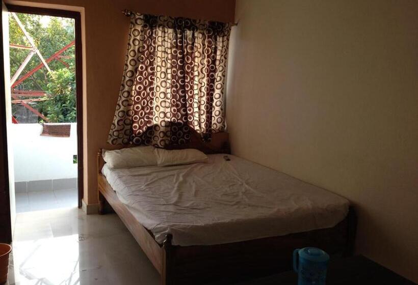 בית מלון כפרי Surya Inn