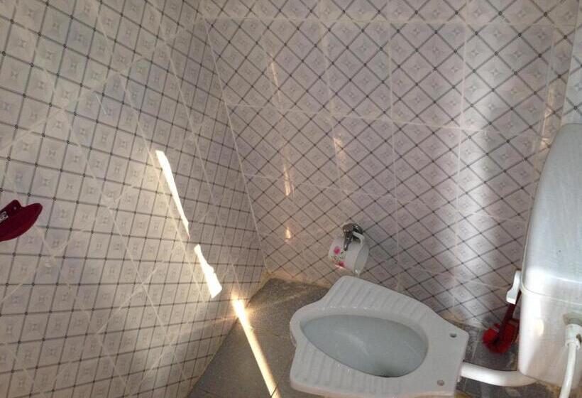 בית מלון כפרי Surya Inn