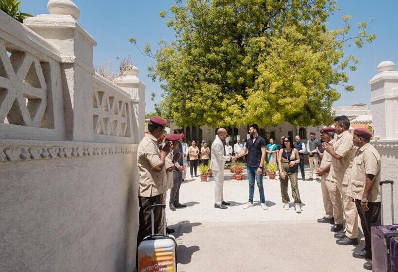 ホテル The Rawla Narlai   A Luxury Heritage Stay In Leopard Country