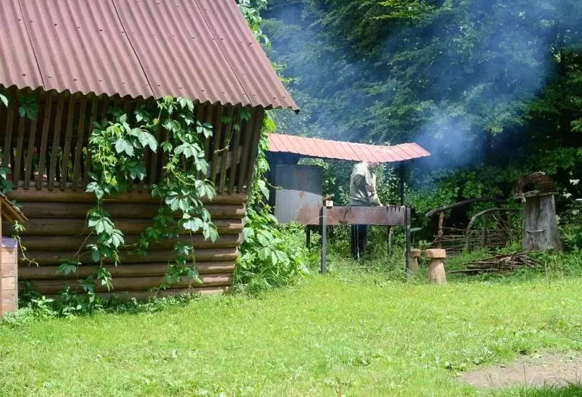 ホテル Zarinok