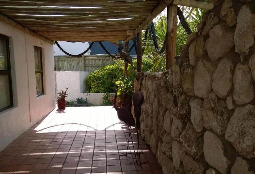 بنسيون Baviana Beach Lodge   Jacobsbaai   Jacobs Bay
