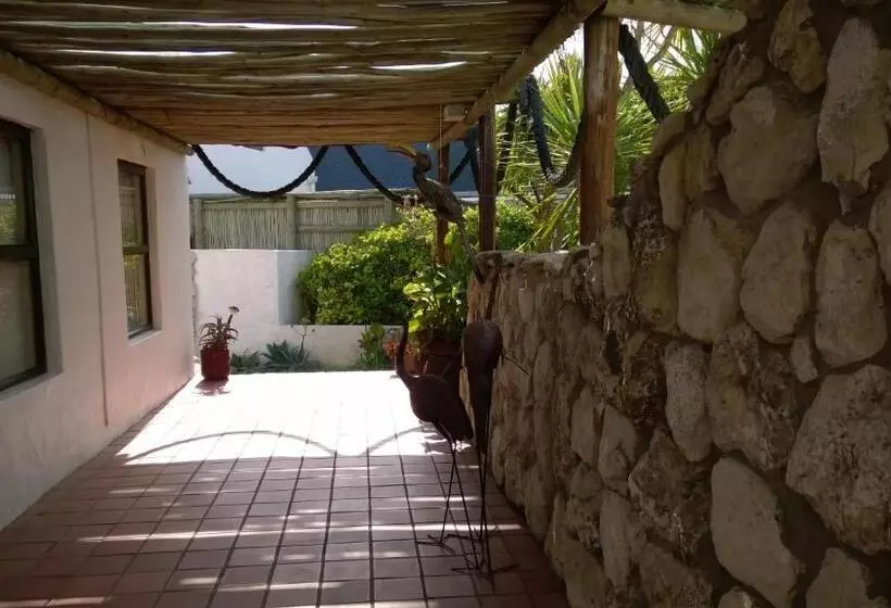 Majatalo Baviana Beach Lodge   Jacobsbaai   Jacobs Bay