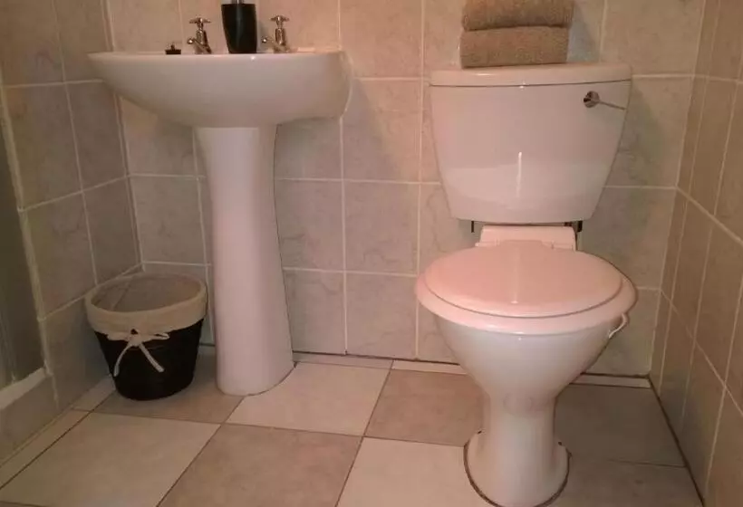 Majatalo Baviana Beach Lodge   Jacobsbaai   Jacobs Bay