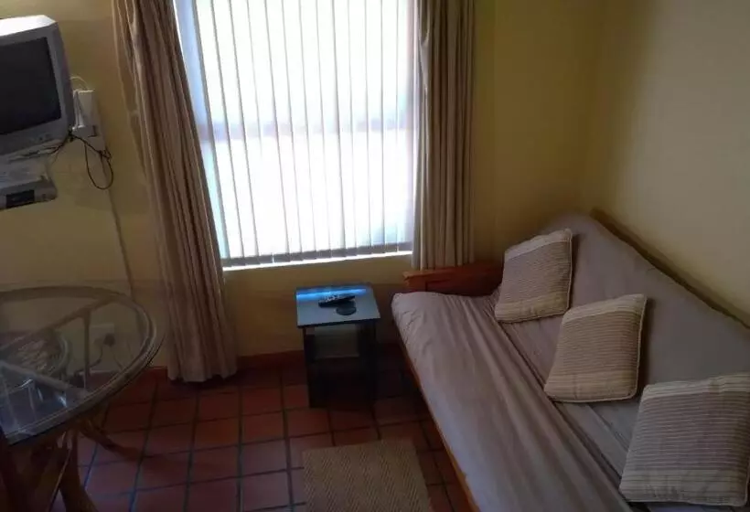 Majatalo Baviana Beach Lodge   Jacobsbaai   Jacobs Bay