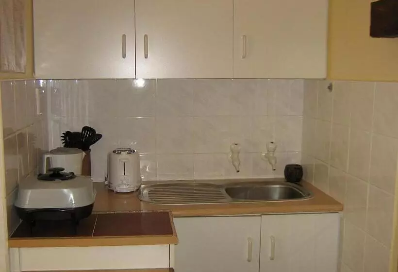 Majatalo Baviana Beach Lodge   Jacobsbaai   Jacobs Bay