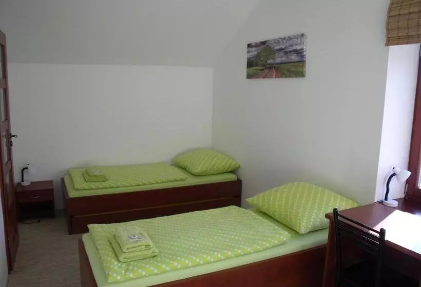 ペンション Penzion Farmer Kapušany