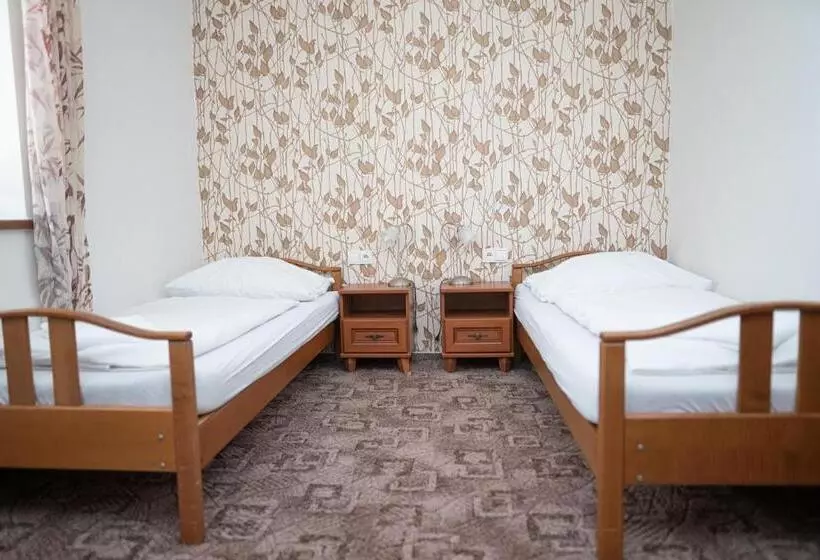 Majatalo Penzion U Jirsáka