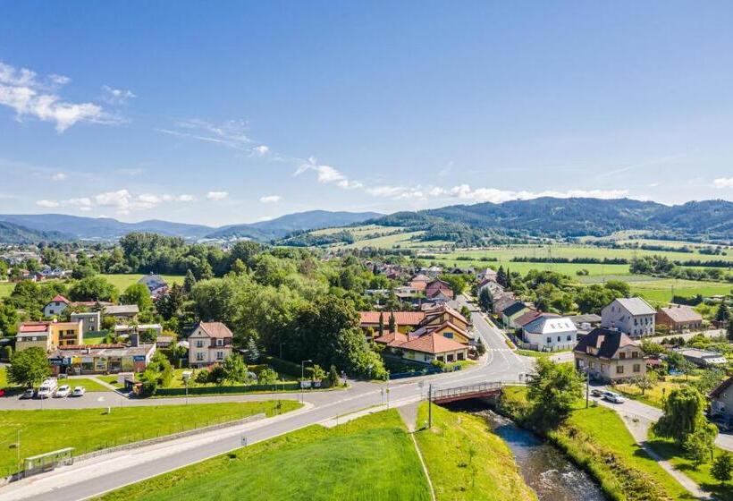 פנסיון Penzion U Jirsáka