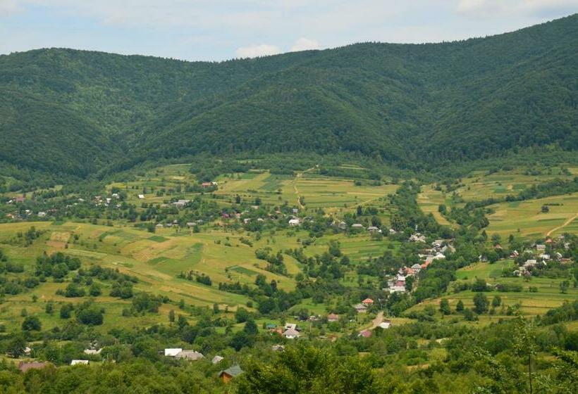 ペンション Teremok Guest House