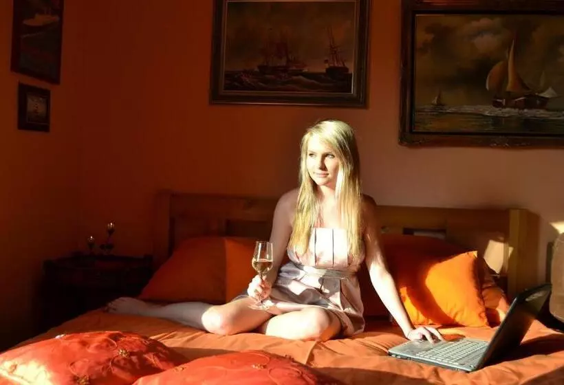 Majatalo U Zlate Brany Cesky Raj