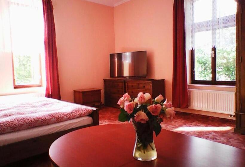 ペンション U Zlate Brany Cesky Raj