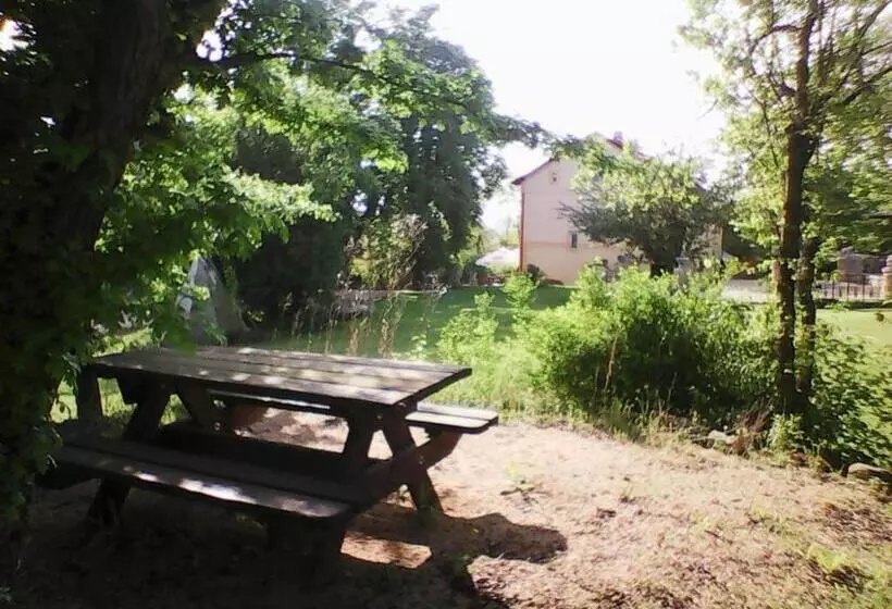 Majatalo U Zlate Brany Cesky Raj