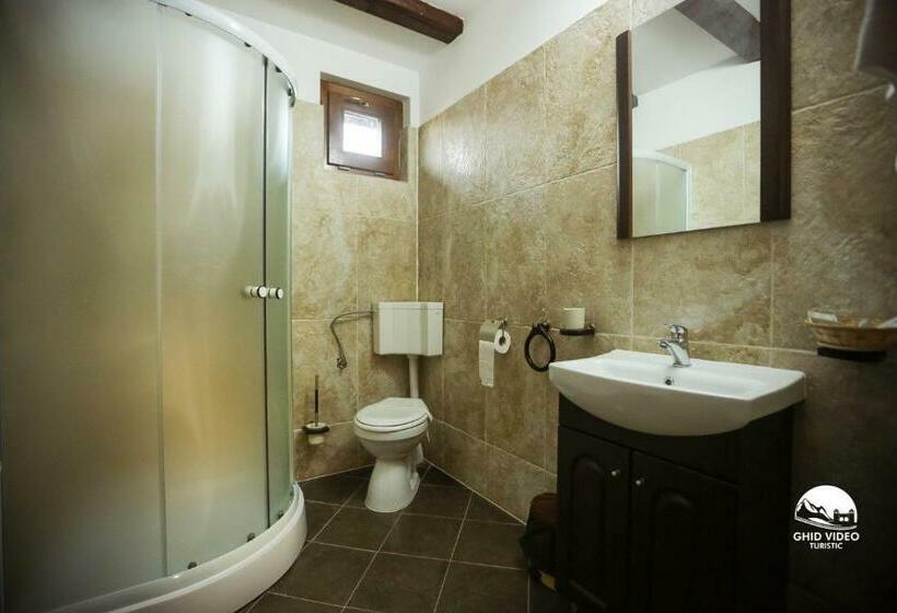 Pensiunea Roua Muntelui