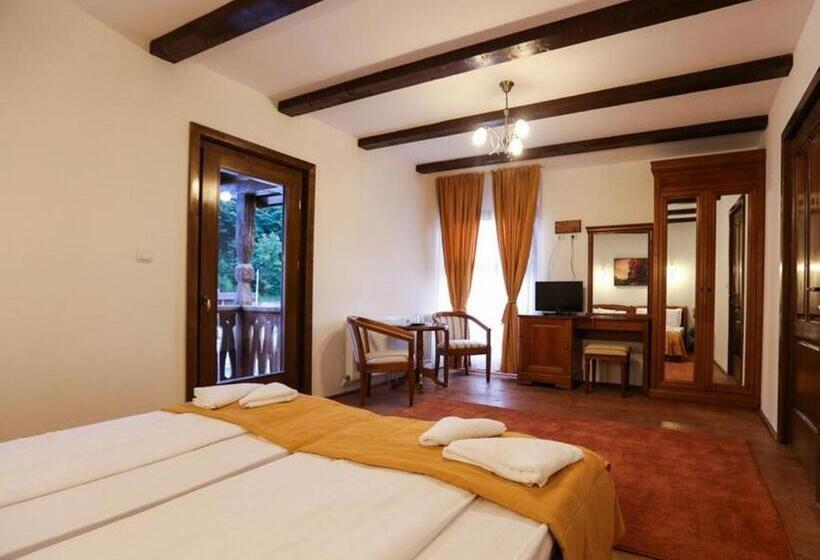 Pensiunea Roua Muntelui