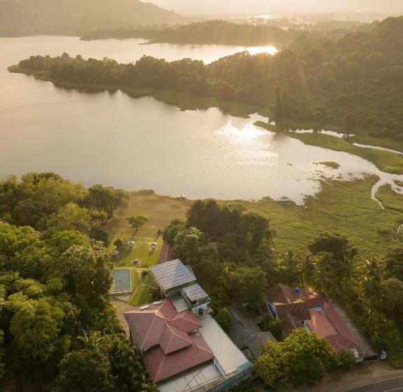 リゾートホテル Mapakada Village   Mahiyanganaya