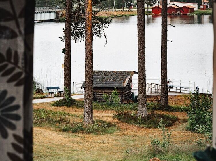 Siknäs Vandrarhem   Hostel