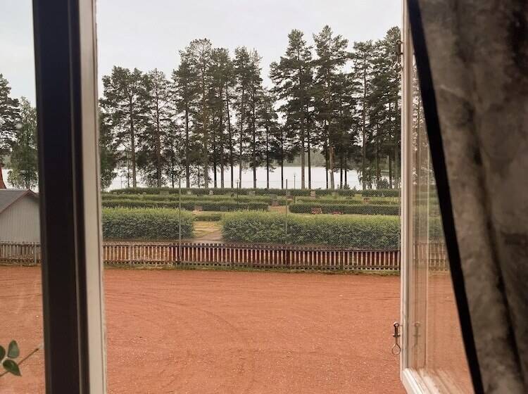 Siknäs Vandrarhem   Hostel