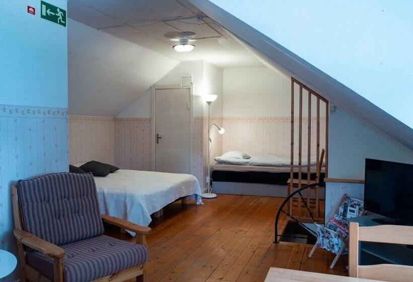 Siknäs Vandrarhem   Hostel