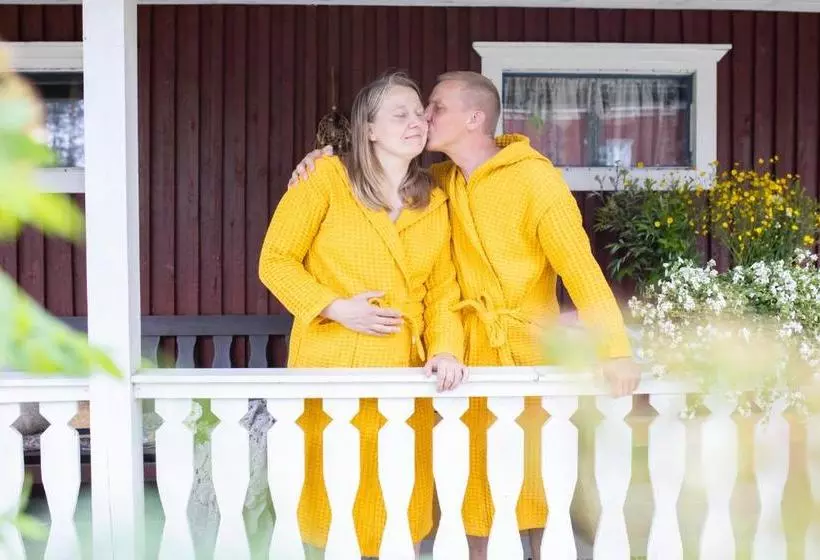 Retkeilymaja Karkausmäen Kammari