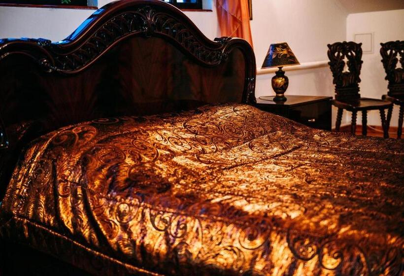 ホテル Antique House