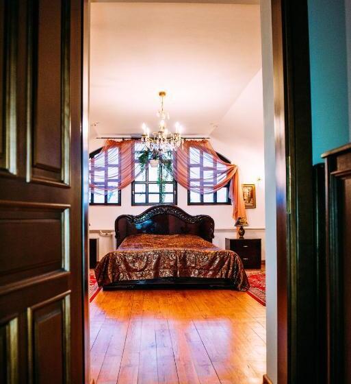 ホテル Antique House