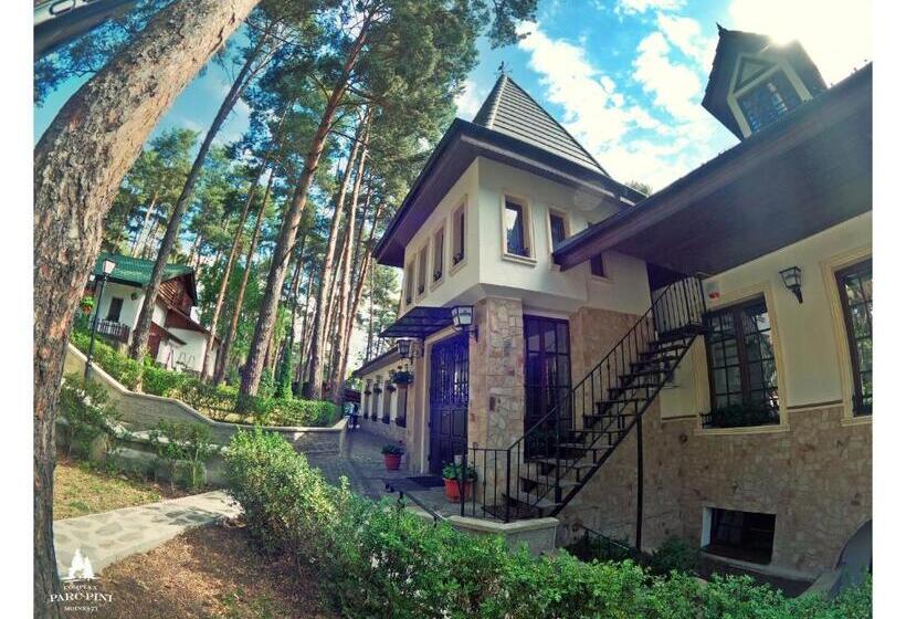 Hotel Complex Parc Pini Moinesti