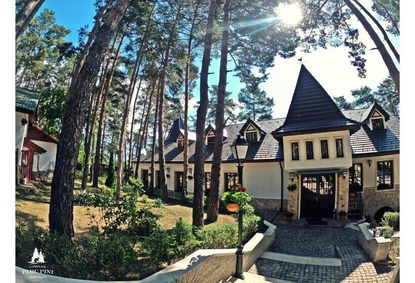 Hotel Complex Parc Pini Moinesti