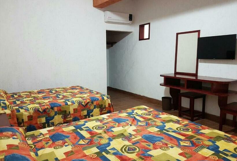 فندق Maria Del Refugio