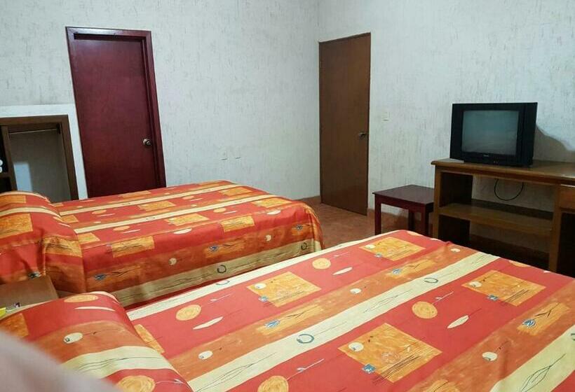 فندق Maria Del Refugio