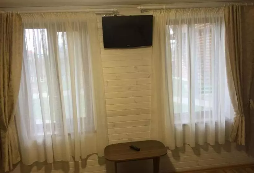 Hotelli Podilskii Dvir