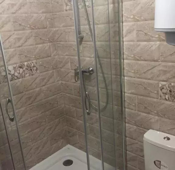 Hotelli Podilskii Dvir