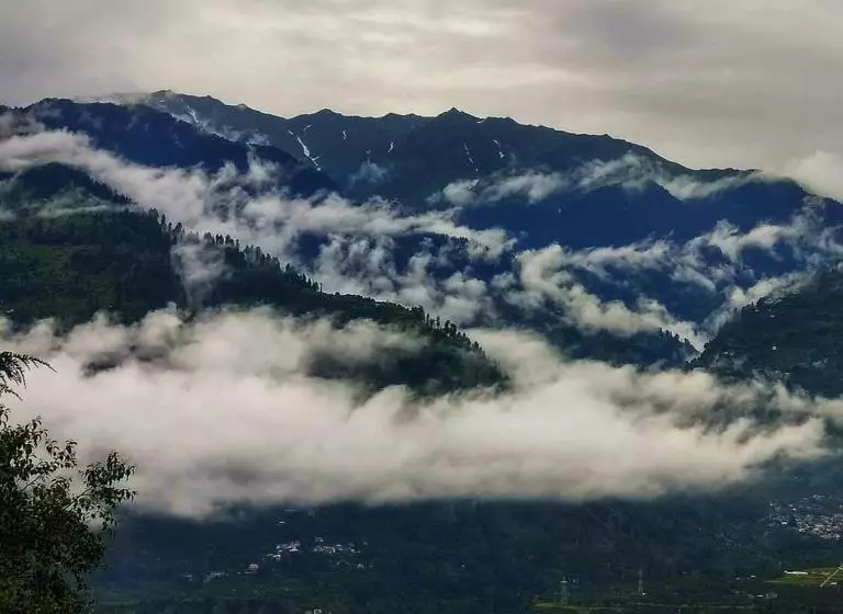 ホテル Soham S Chateau De Naggar   Manali