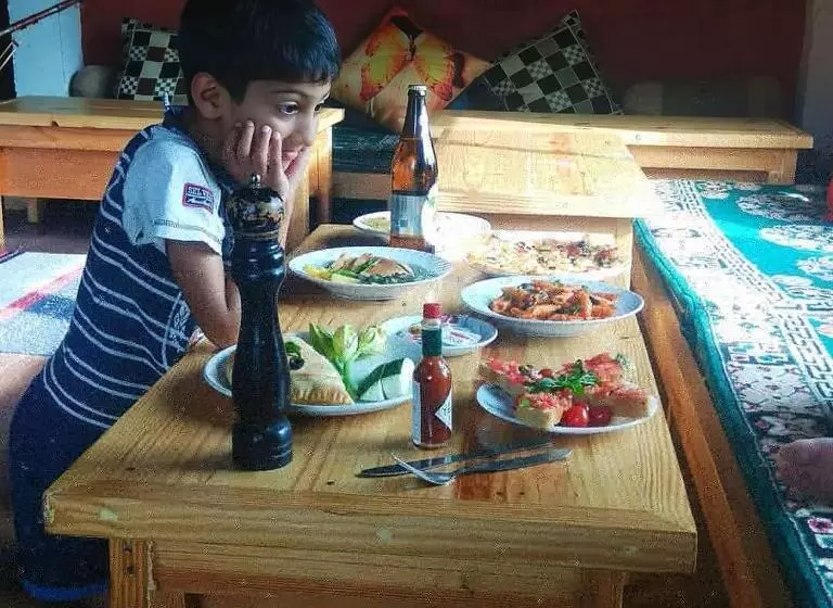 ホテル Soham S Chateau De Naggar   Manali