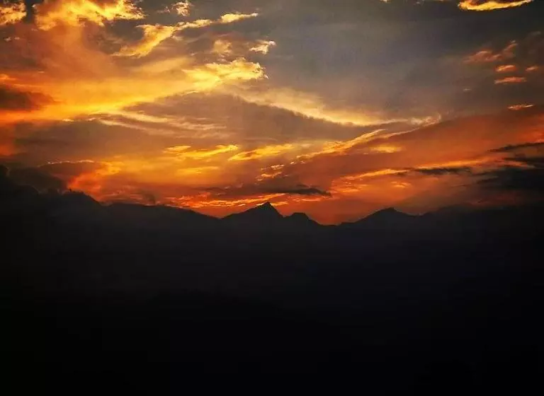 ホテル Soham S Chateau De Naggar   Manali