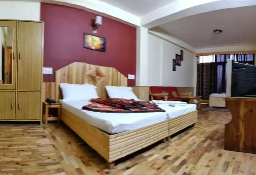 ホテル Soham S Chateau De Naggar   Manali