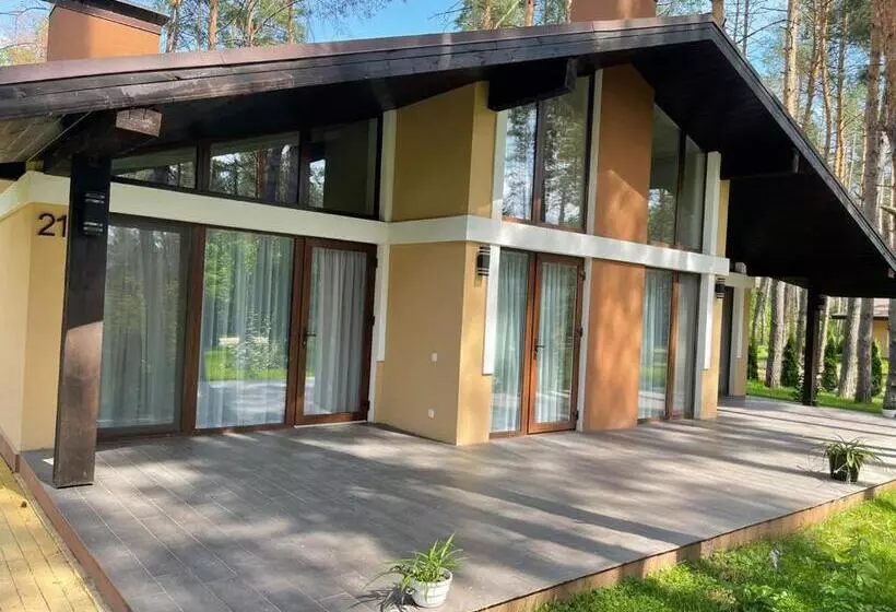 Park Hotel Tihiy Les