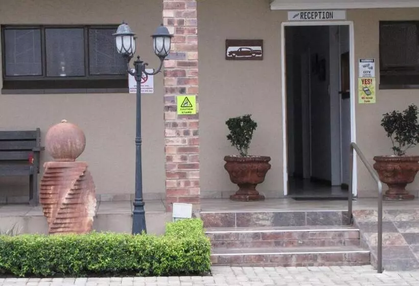 Majatalo Bel Air Guest House