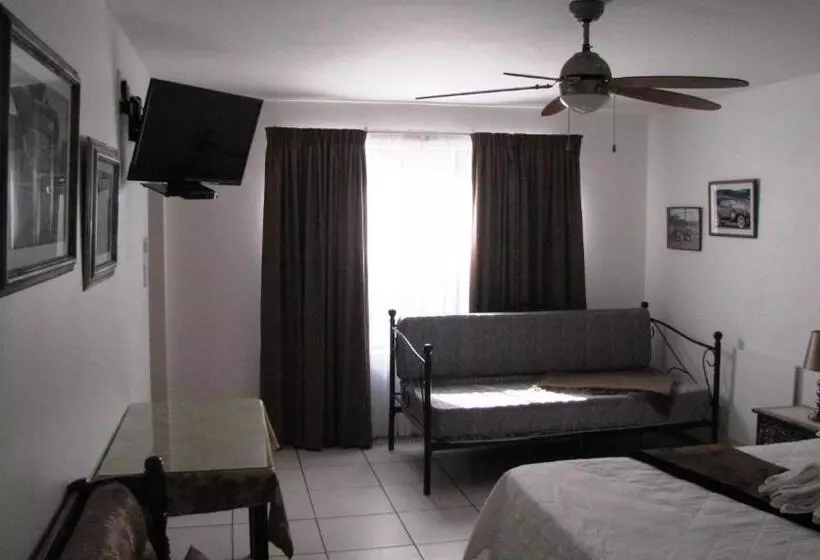 Majatalo Bel Air Guest House