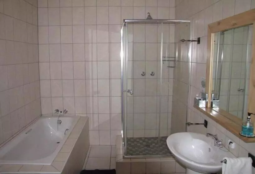 Majatalo Bel Air Guest House