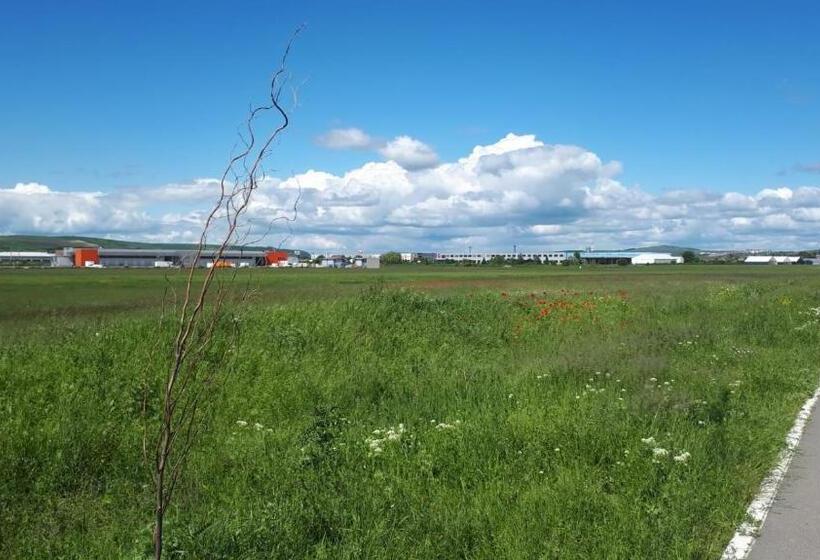 بنسيون Casa Paduricea