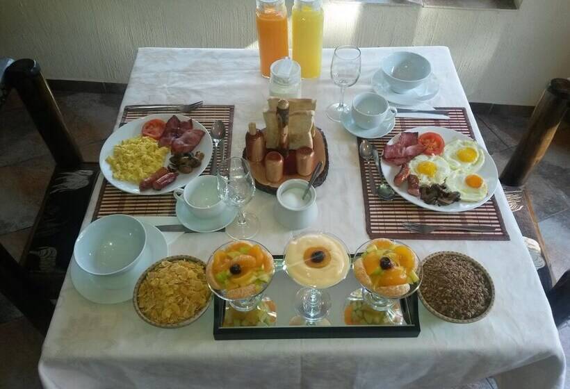 Pension Das Landhaus Guest Lodge & Conferencing Center