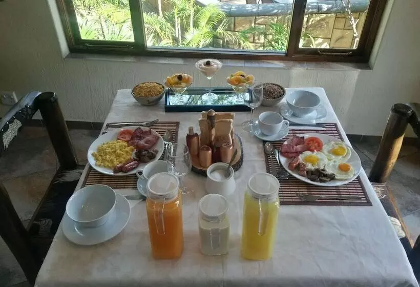 پانسیون Das Landhaus Guest Lodge & Conferencing Center