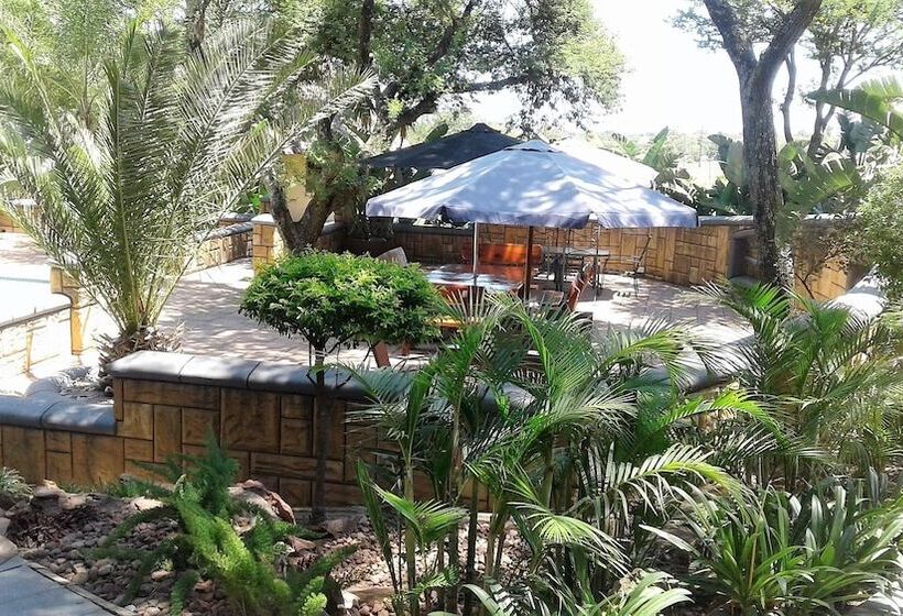 Pension Das Landhaus Guest Lodge & Conferencing Center